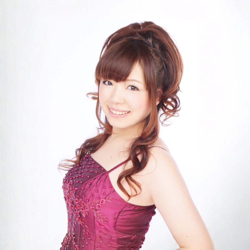 八幡 柚莉絵 講師